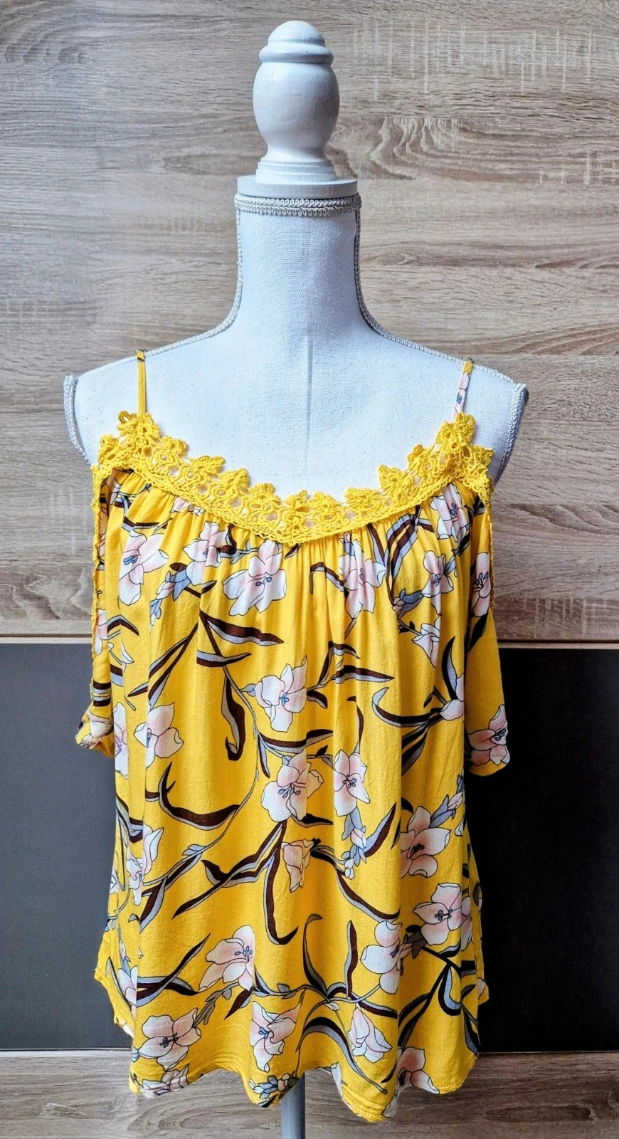 Blouse épaules dénudées